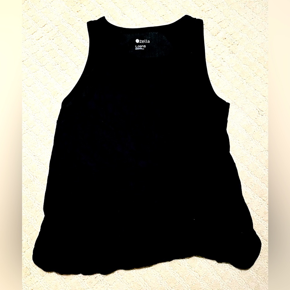 Active Tank with Breathable Mesh